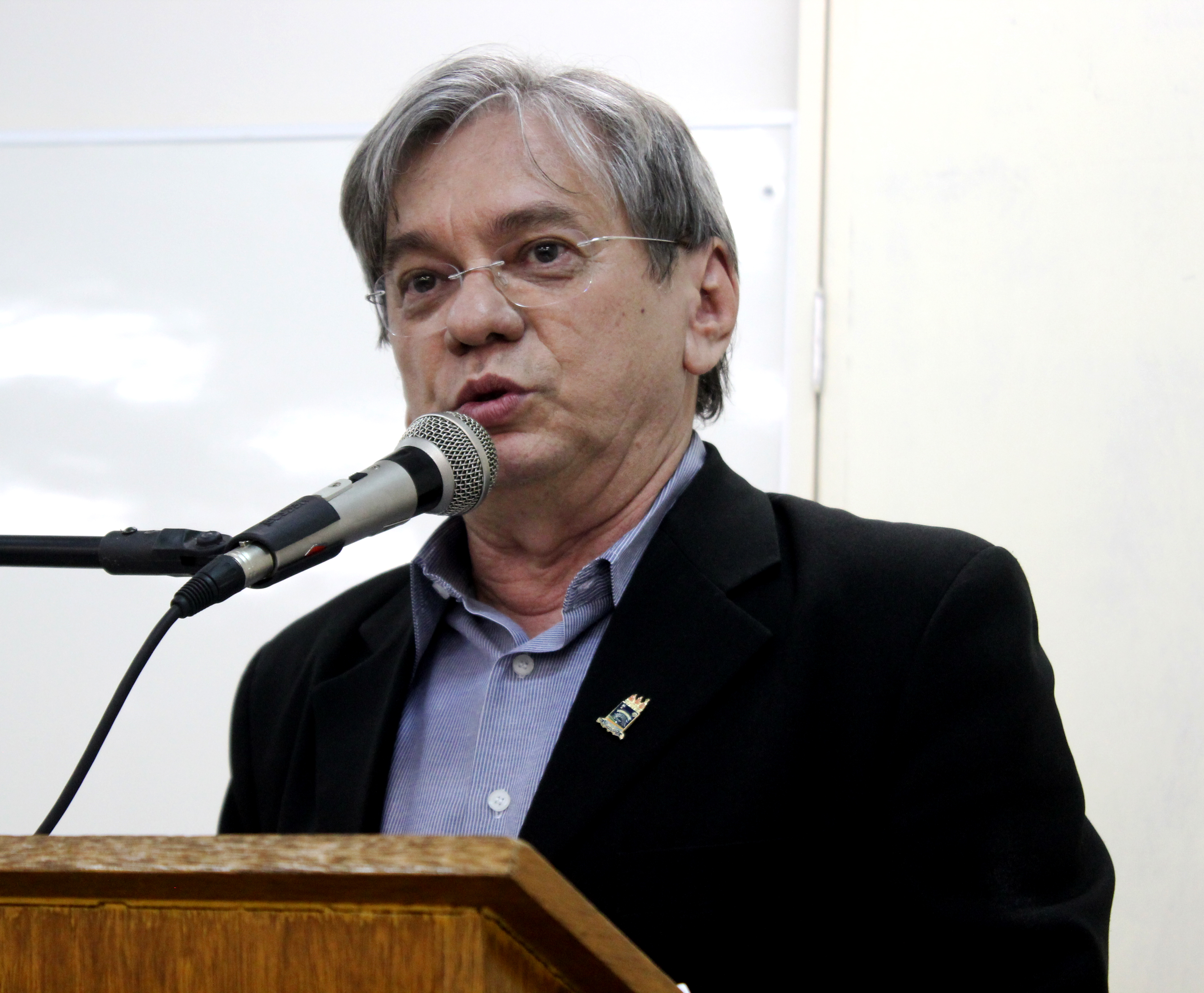 Reitor da UFPI, José Arimatéia Dantas Lopes.