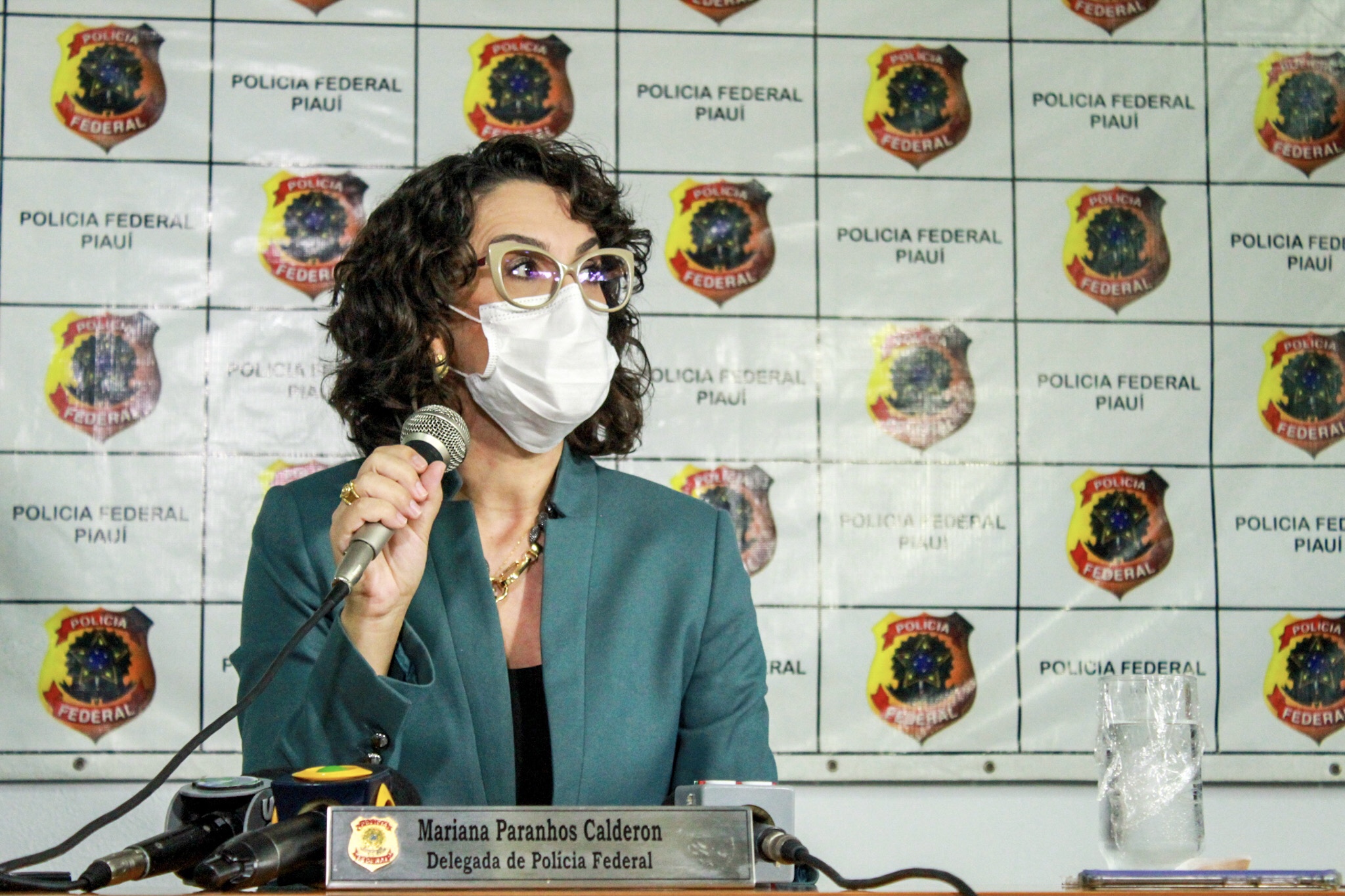 Delegada de Polícia Federal, Mariana Paranhos Calderon