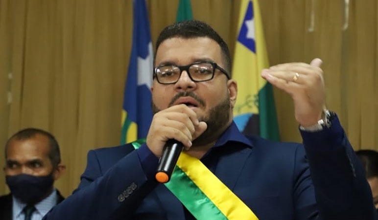 Prefeito Saulo Trajano (PSDB).