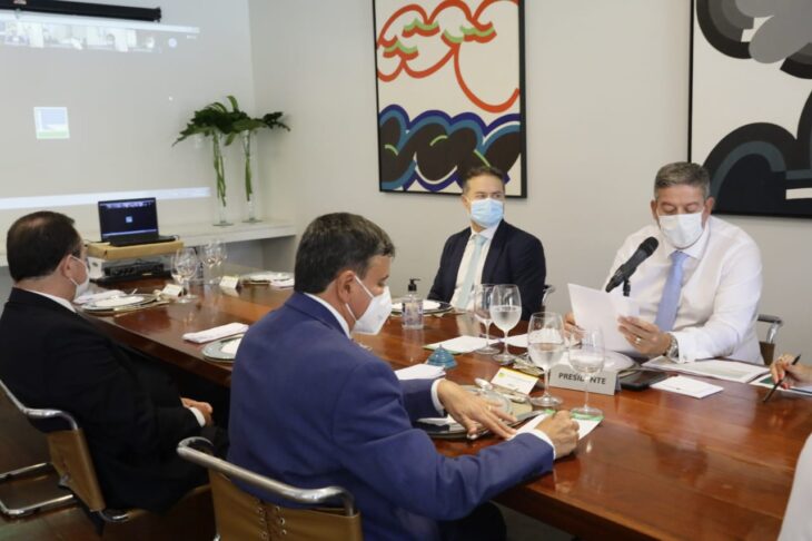 Reunião de Wellington com outros governadores do Brasil.