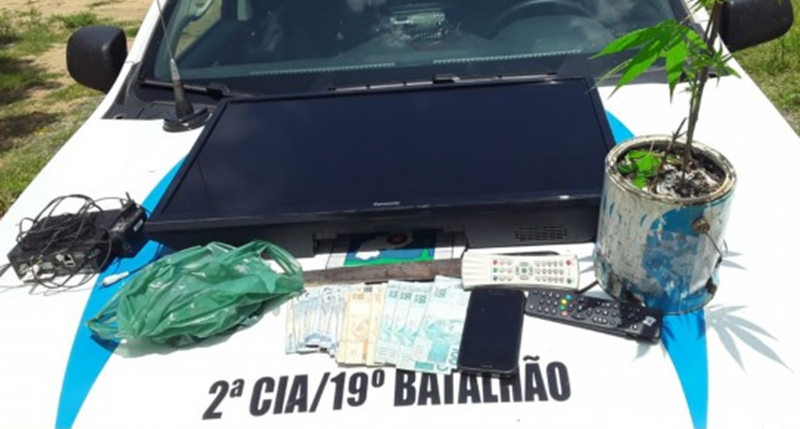 Polícia recupera TV e dinheiro roubados de uma senhora em Colônia do Gurguéia.