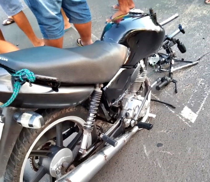 Motocicleta após o acidente.