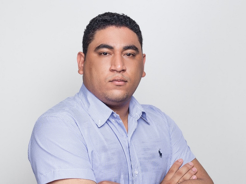 Jornalista Thiago Marciel