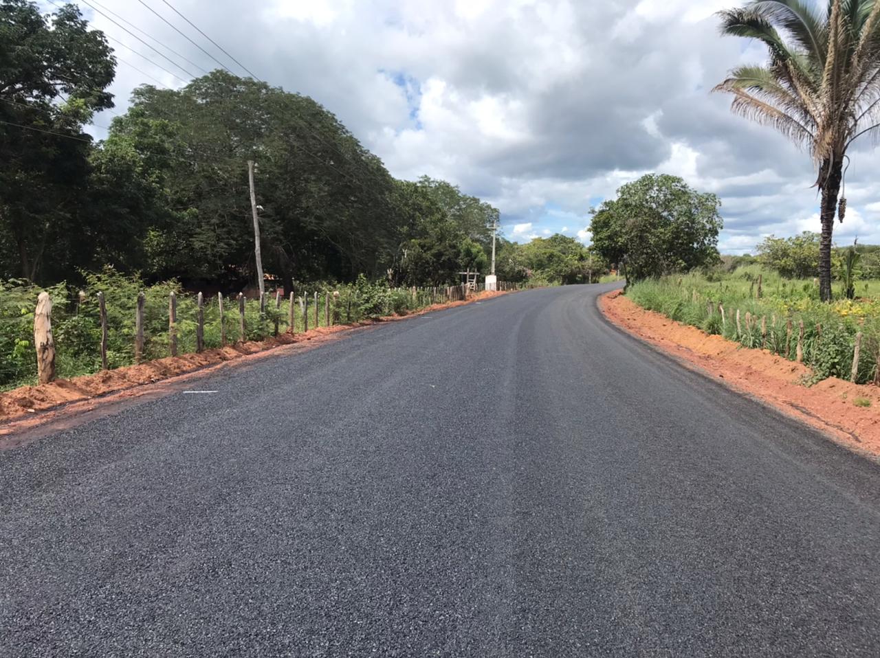 Estado recupera pavimentação da PI-395 em Palmeira do Piauí
