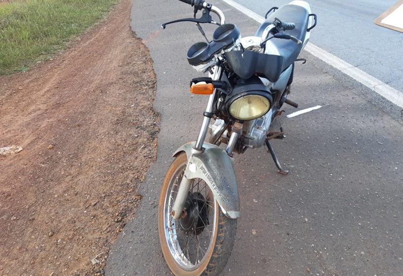 Motocicleta envolvida no acidente da BR 222 em Brasileira.