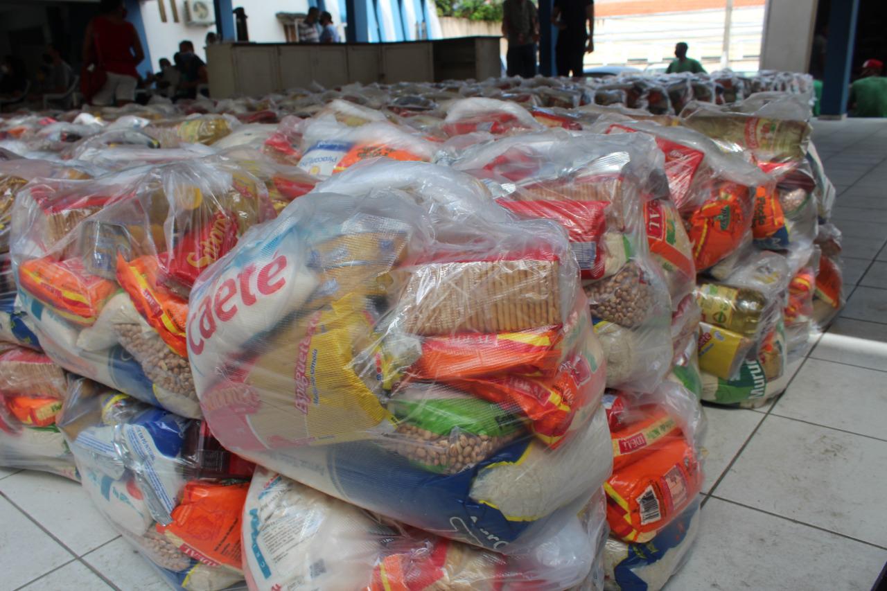 Semcaspi distribui 30 mil cestas básicas para entidades e associações
