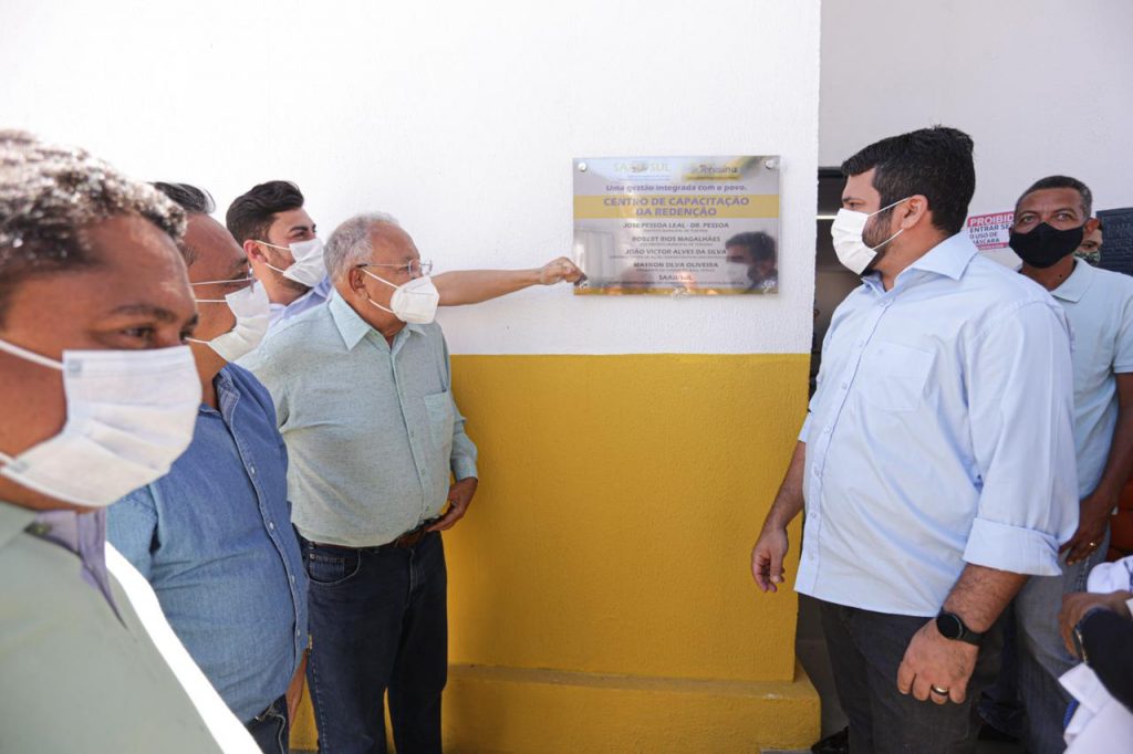 Reinauguração do Centro de Capacitação do bairro Redenção, na zona Sul.