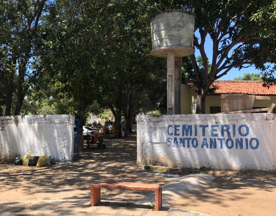 Cemitério Santo Antônio.