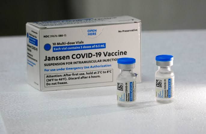 Imunizante Janssen.