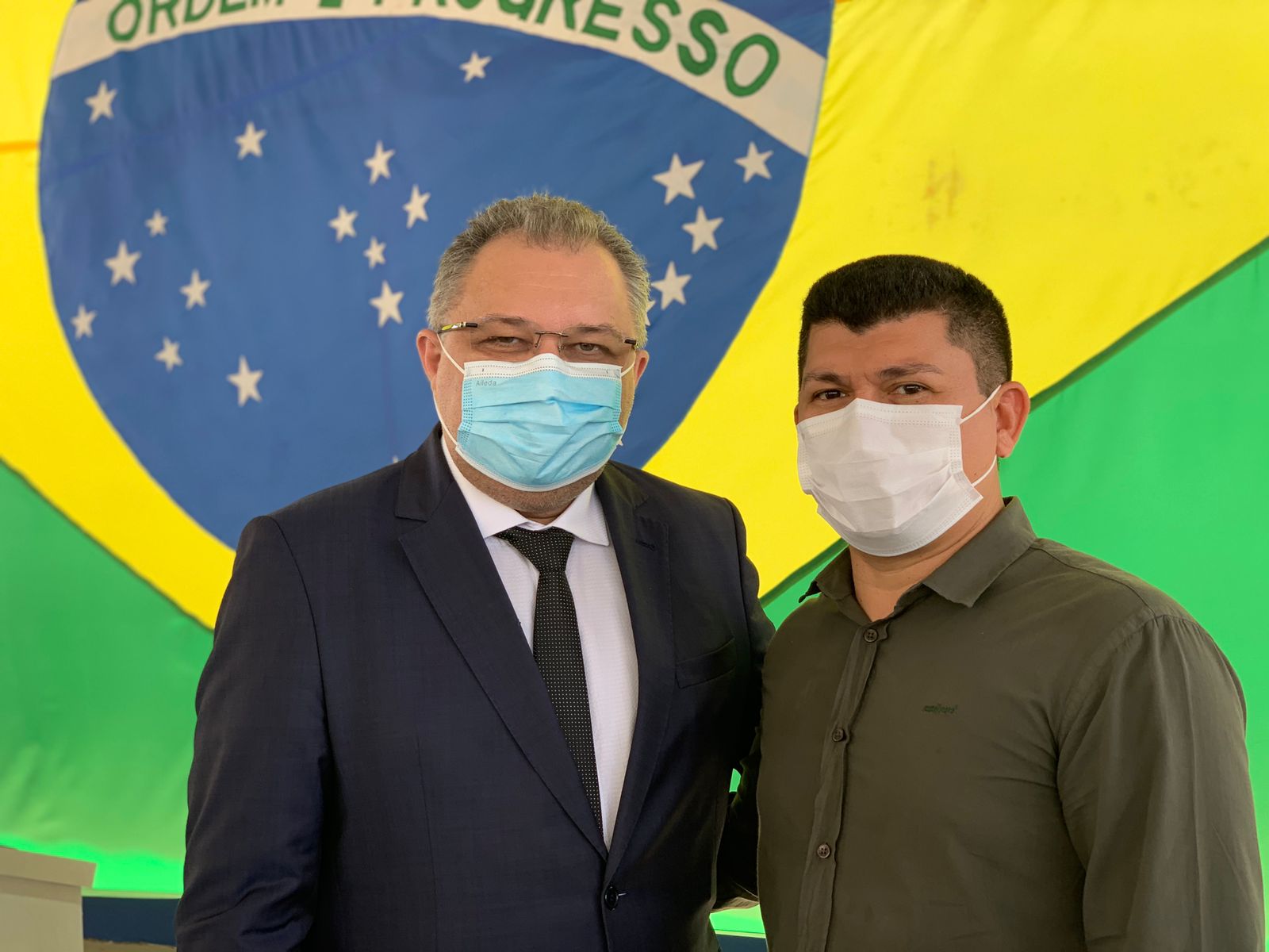 Rubens Vieira e Nonatinho do Sindicato, prefeito de Cocal-PI.
