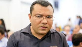 Dr. Macaxeira, atual prefeito de Redenção do Gurguéia e candidato à reeleição.