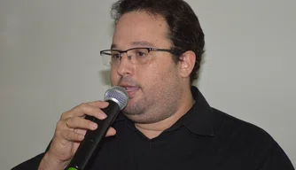 Erivelto de Sá Barros, prefeito de Bocaina.