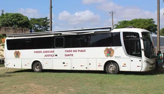 Unidade móvel da Justiça Itinerante