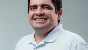 Prefeito de Cajueiro da Praia, Felipe Ribeiro