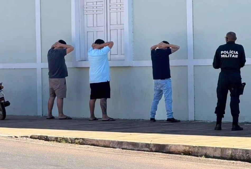 Três homens suspeitos de praticar golpes bancários foram presos