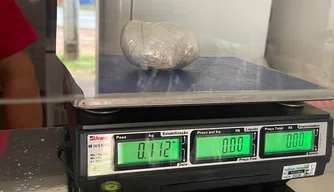 Polícia Militar conduz homem suspeito de tráfico de drogas na zona rural de Teresina