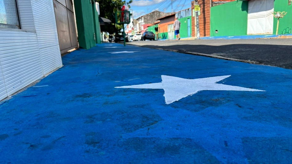 Rua da Copa do bairro Dirceu I