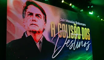 Exibição do documentário "Colisão dos Destinos" sobre o ex-presidente Jair Bolsonaro