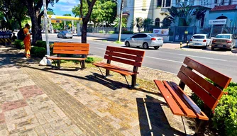 SDU Centro entrega obra de revitalização do canteiro central da Avenida Frei Serafim