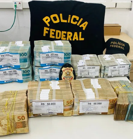 PF prende suspeito de lavagem de dinheiro dentro de agência bancária 