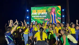 Prefeita Ivanária Sampaio comemora aniversário ao lado de amigos