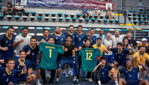 Time de handebol do Piauí, representando o Brasil